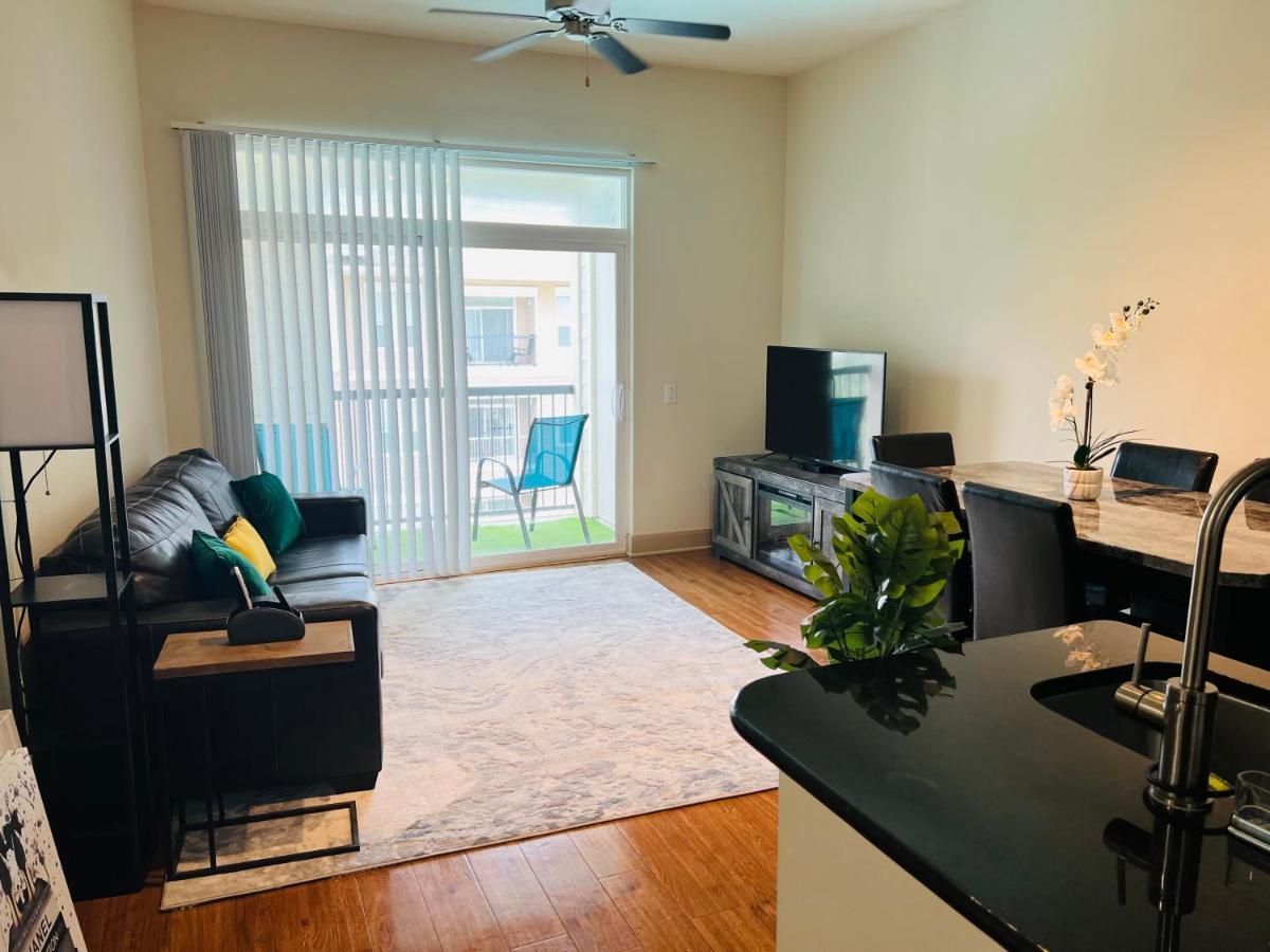 Short Term Near Medical Center Daire Houston